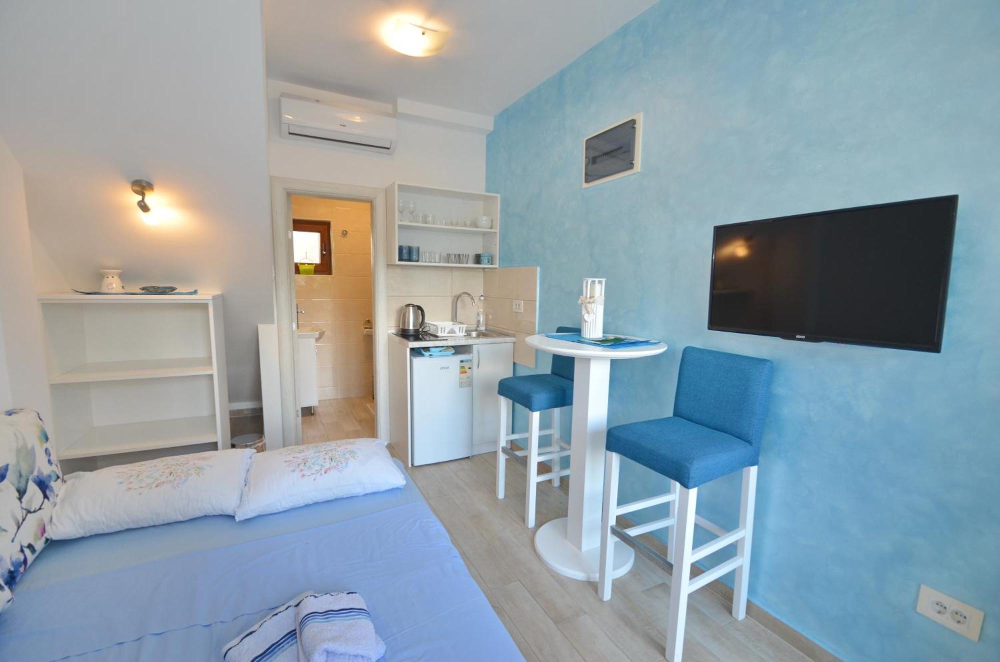 Trojanovic Apartments Tivat Bagian luar foto